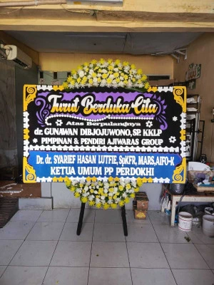 Papan Bunga di Rumah Duka Dharmais